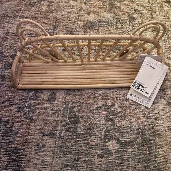 Rattan Shelf - Picture 3 of 3